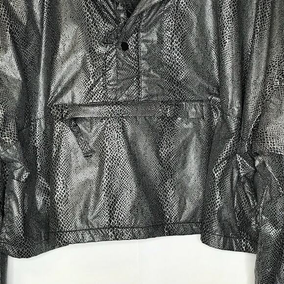 Free People Diamond Back Reflective Jacket Hooded Cropped Size Medium NEW - Picture 4 of 12